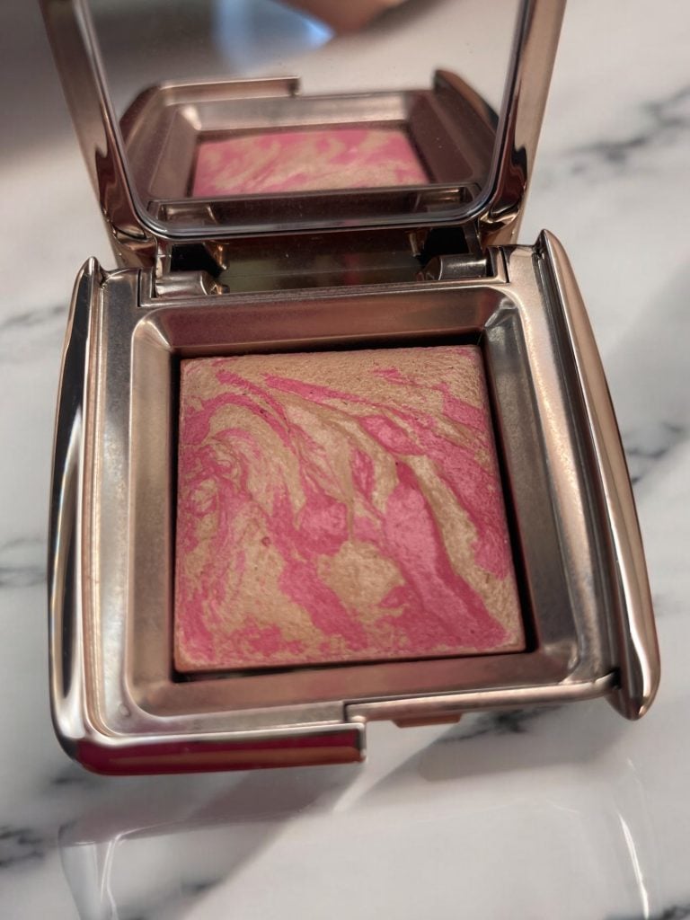 Hourglass Ambient Lighting Blush Luminous Flush swatch